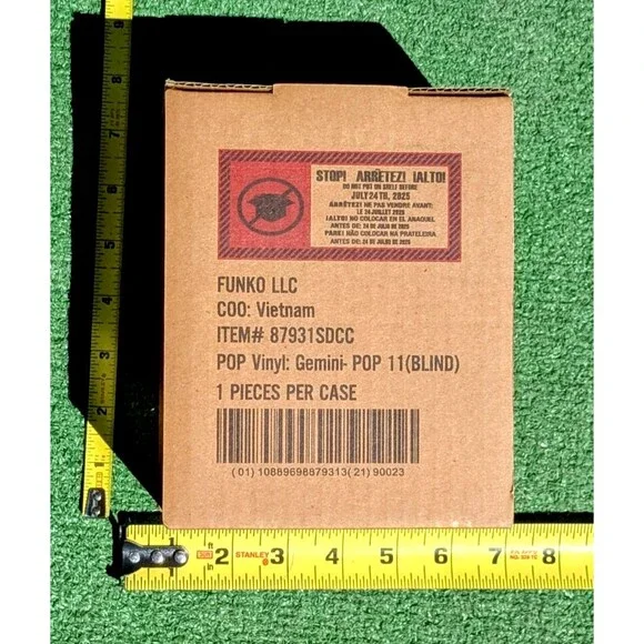 Huckleberry Hound Purple Pop! Animation 1947 Funko SDCC2025 Comic Con LE1000 NIB - Picture 6 of 6